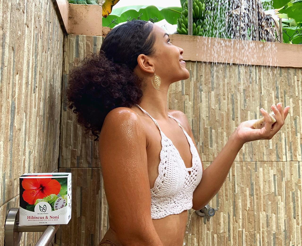 Hibiscus & Noni Face & Body Cleansing Bar - dejeunesse