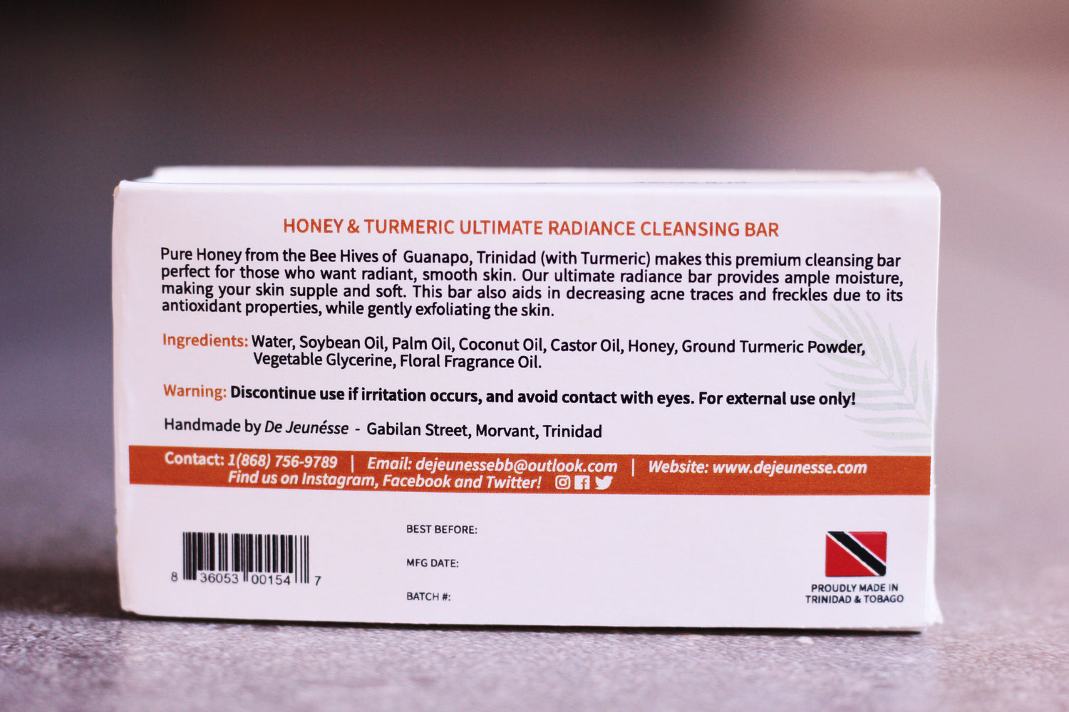 Honey and Tumeric Face &amp; Body Cleansing Bar - dejeunesse